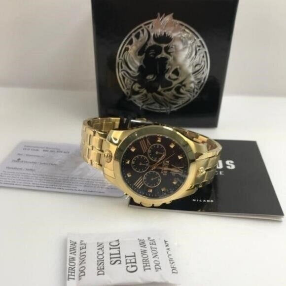 New Authentic VERSUS VERSACE Chrono Lion Bracelet Watch","description":"VERSUS V - Picture 13 of 15
